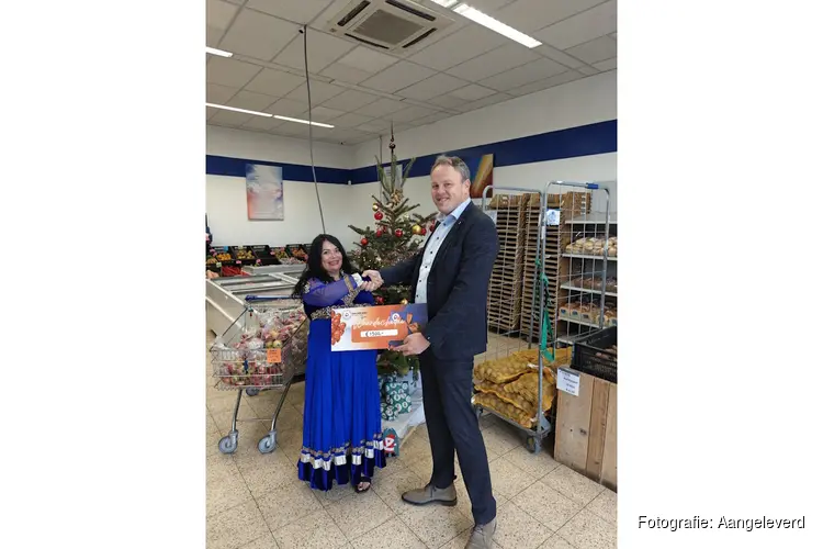 Van der Wiel Makelaardij doneert jubileumbedrag aan drie Rotterdamse goede doelen