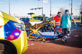 Voetganger aangereden op zebrapad