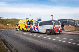 Fietsende jongen aangereden door auto