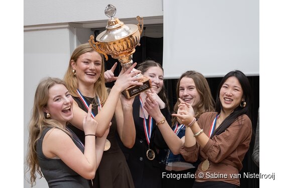 Johan de Witt-gymnasium wint NK Debatteren