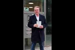 Deze flyer mag u weggooien, uw stempas niet!