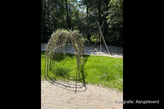 Officiële opening nieuwe natuurspeeltuin tijdens Nationale Buitenspeeldag op Stadsboerderij De Molenwei