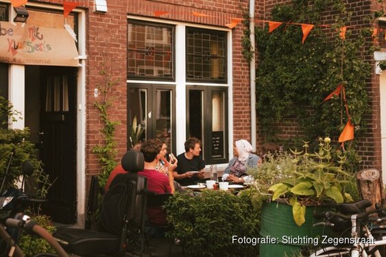 Rotterdamse Zegenstraat lanceert stichting voor sterke straatgemeenschappen in Nederland