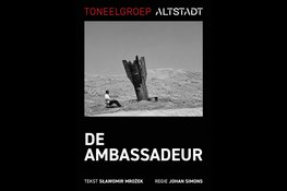 Terwijl de wereld strijdt om grondstoffen, zet Johan Simons de bureaucratie van de macht op scherp