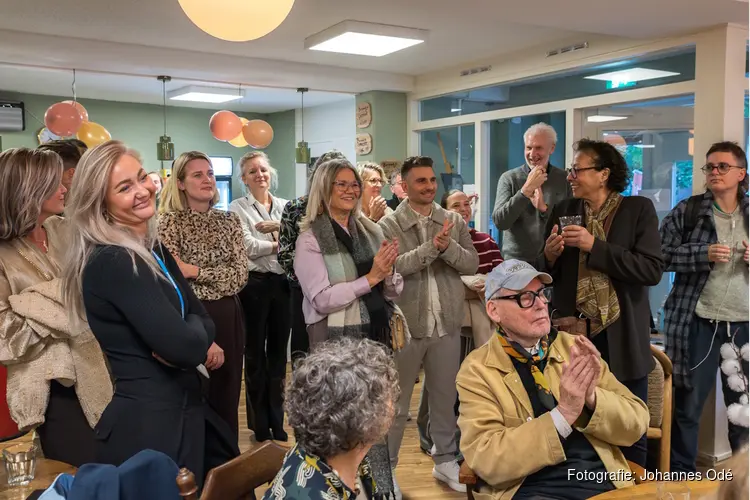 Activiteiten- en ontmoetingscentrum Het Nieuwe Spoor feestelijk geopend in Jan van der Ploeghuis