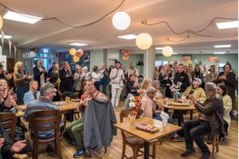 Activiteiten- en ontmoetingscentrum Het Nieuwe Spoor feestelijk geopend in Jan van der Ploeghuis