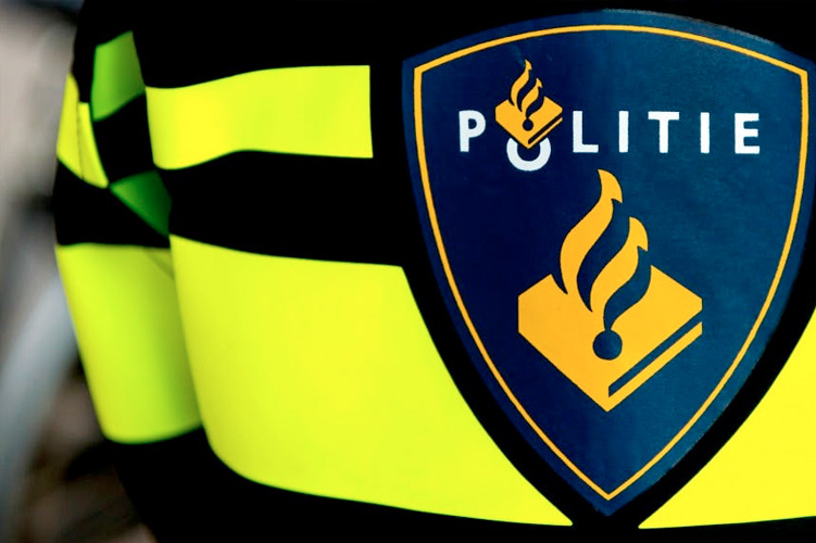 Getuigen gezocht beroving auto Polderlaan